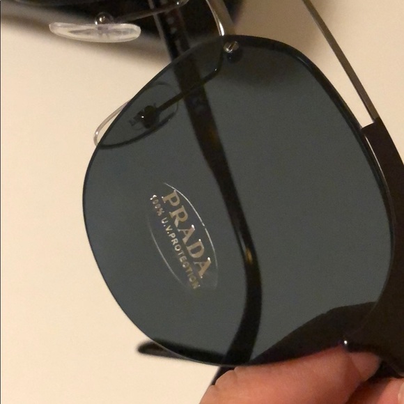 PRADA SUNGLASSES NEW - Picture 5 of 6